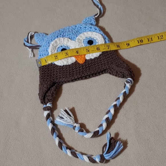 Crocheted owl baby boy 6-9 mth hat - Picture 3 of 3